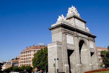 Hotel Puerta De Toledo:  MADRID