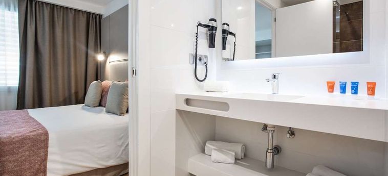 Hotel Pierre &Amp; Vacances Madrid Eurobuilding 2:  MADRID