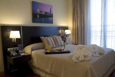 Hotel Clement Barajas:  MADRID