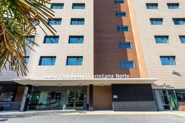 Hotel Occidental Castellana Norte:  MADRID