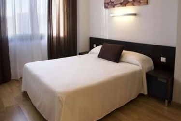 Hotel Compostela Suites:  MADRID