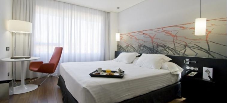 Hotel Axor Barajas:  MADRID