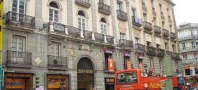 Hotel Hostal Ruano:  MADRID