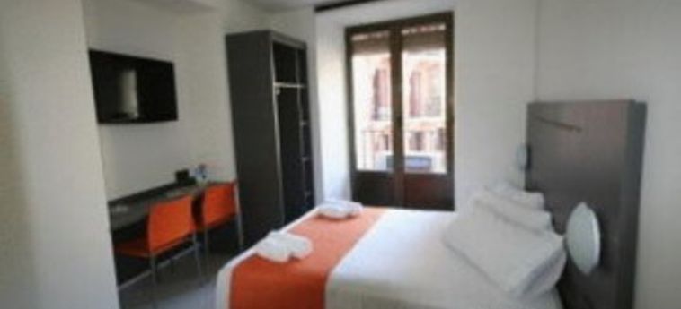 Hotel Apartamentos H2 La Latina:  MADRID