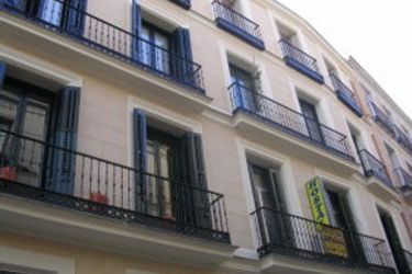 Hotel Hostal Bruña:  MADRID