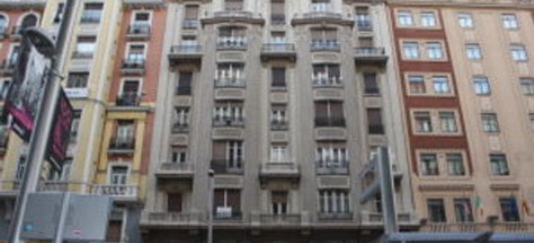 Hotel Hostal Madrid Gran Via 63:  MADRID