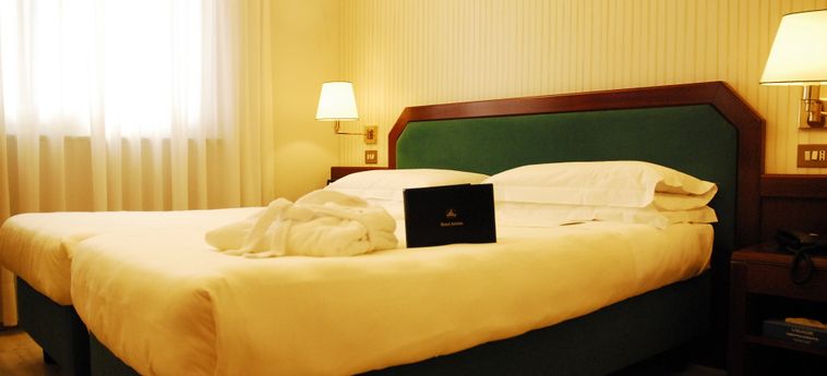Hotel Astoria, Sure Collection By Best Western:  MAILAND