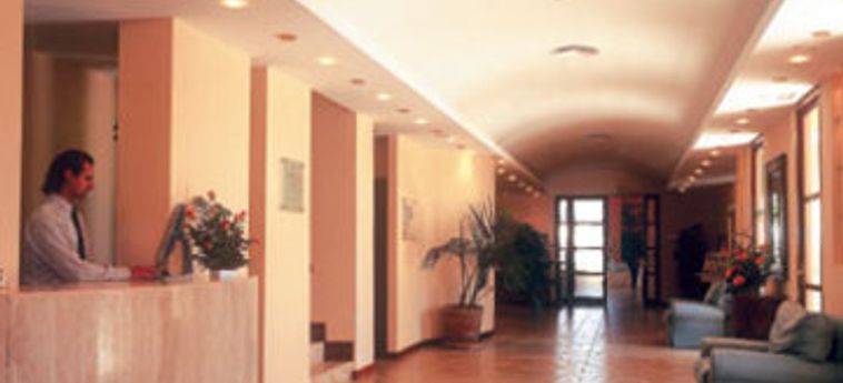Hotel Sentido Pula Suites Golf & Spa:  MAIORCA - ISOLE BALEARI
