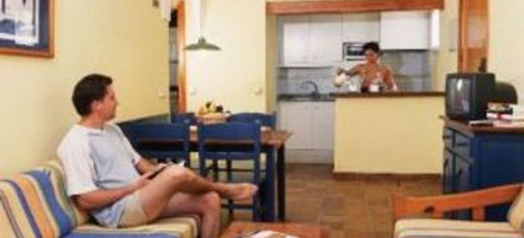Hotel Bahia Camp De Mar Suites:  MAJORQUE - ILES BALEARES