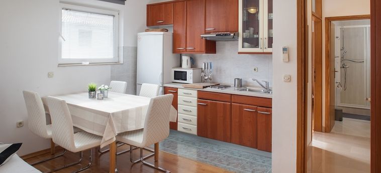 Hotel Apartmani Kuzmanić Makarska - Dalmacia: Foto 
