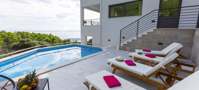 Hotel Villa Romance:  MAKARSKA - DALMACIA