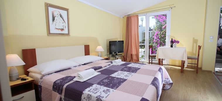 Hotel Apartmani Kovačić Makarska - Dalmatie : Photo 