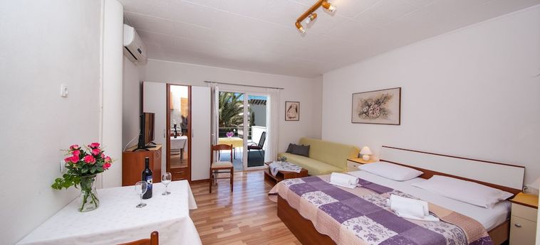Hotel Apartmani Kovačić Makarska - Dalmatien: Foto 
