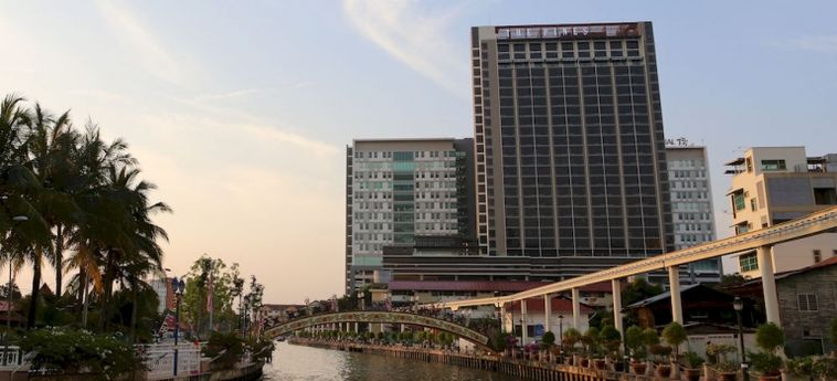 Hotel The Pines Melaka:  MALACCA