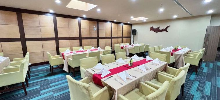 Hotel Royal Resort:  MALAKAL ISLAND