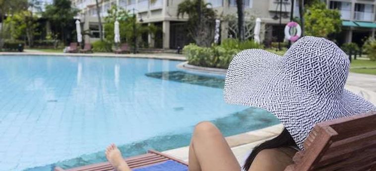 Hotel Royal Resort Malakal Island: Foto 