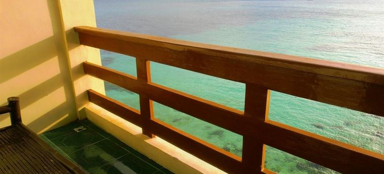 Hotel Blue Corals Beach Resort:  MALAPASCUA ISLAND