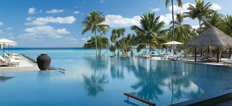Hotel Four Seasons Resort At Landaa Giraavaru:  MALDIVAS