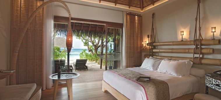 Hotel Constance Moofushi Resort:  MALDIVE