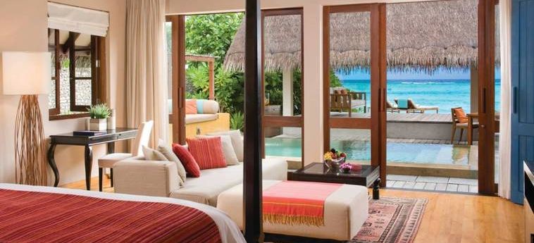 Hotel Four Seasons Resort At Landaa Giraavaru:  MALDIVE