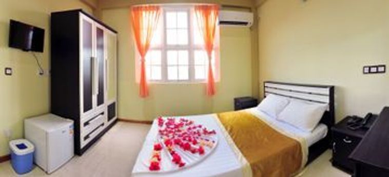 Hotel Ui Inn:  MALDIVE