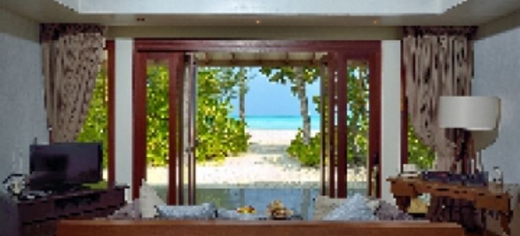 Hotel Atmosphere Kanifushi Maldives:  MALDIVE