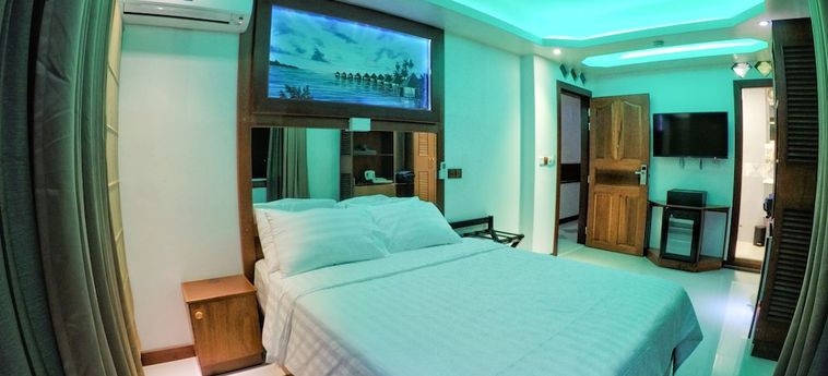Hotel Six In One:  MALDIVE