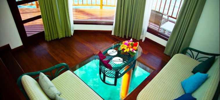 Hotel Velidhu Island Resort:  MALDIVE