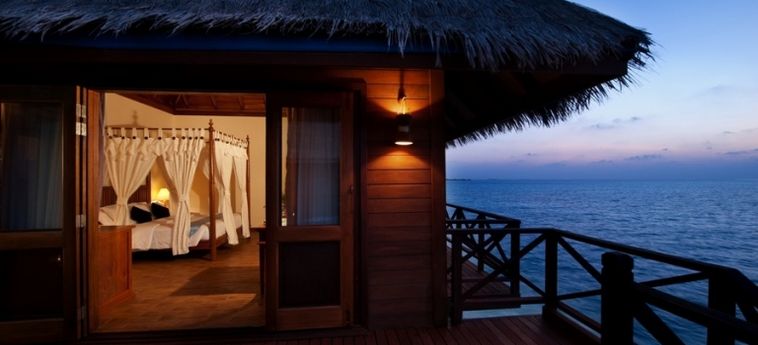 Hotel Vilu Reef Resort:  MALDIVE