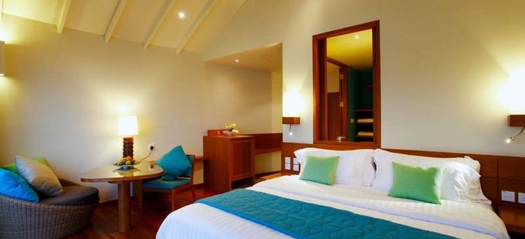 Hotel Centara Ras Fushi Resort & Spa Maldives:  MALDIVEN