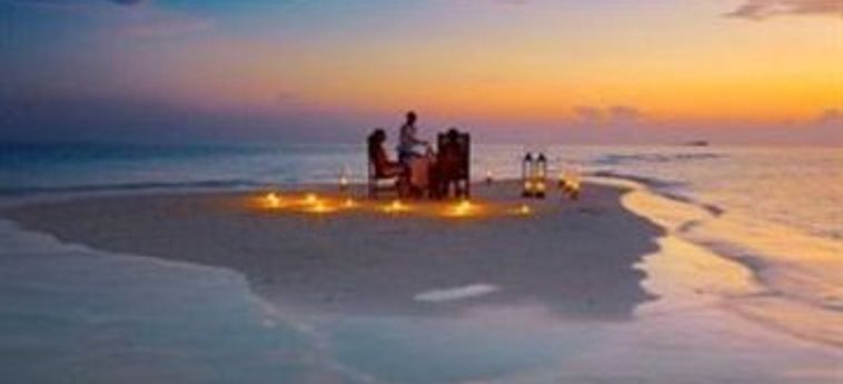 Hotel Plus View Maldives:  MALDIVEN
