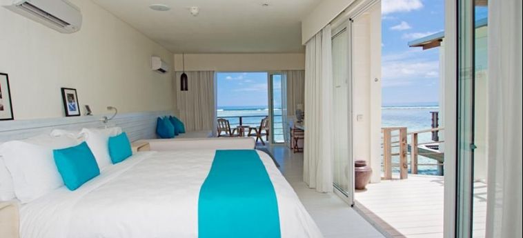 Hotel Holiday Inn Resort Kandooma Maldives:  MALDIVEN