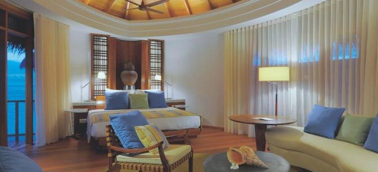 Hotel Constance Halaveli Resort:  MALDIVES