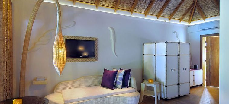 Hotel Constance Moofushi Resort:  MALDIVES