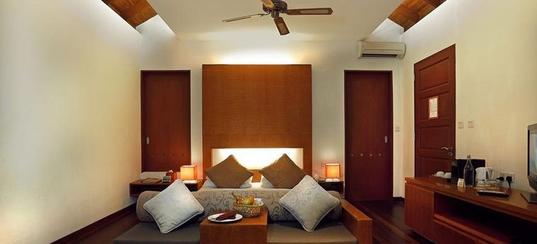 Hotel Medhufushi Island Resort:  MALDIVES