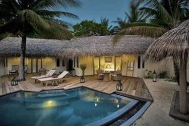 Hotel Outrigger Maldives Maafushivaru Resort:  MALDIVES