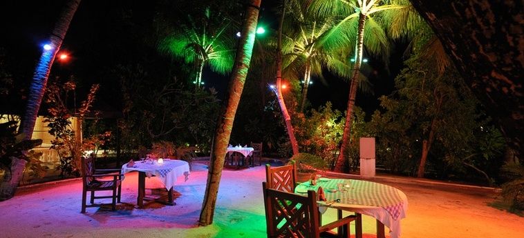 Hotel Holiday Island Resort & Spa:  MALDIVES