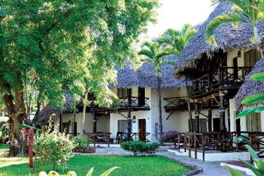 Hotel Sandies Coconut (Beach View):  MALINDI