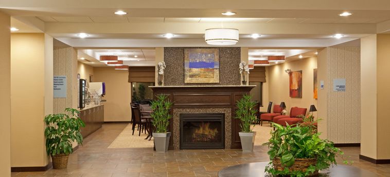 HOLIDAY INN EXPRESS & SUITES MALONE 3 Stelle