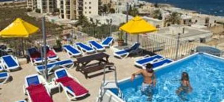 Hotel Qawra Point Holiday Complex:  MALTA