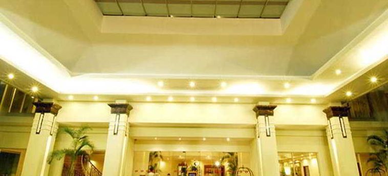 Hotel Gran Puri Manado:  MANADO