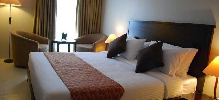 Hotel Goldland Millenia Suites:  MANILA