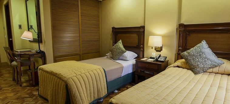 Hotel Herald Suites:  MANILA