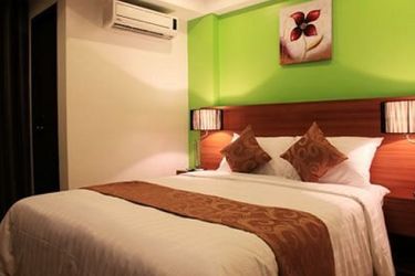 Hotel Guijo Suites Makati:  MANILA