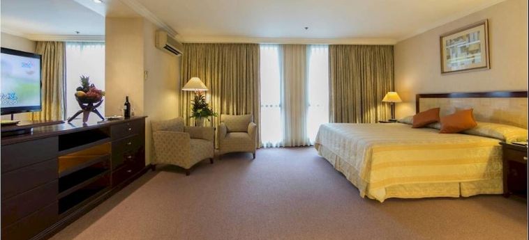 Hotel Herald Suites Solana:  MANILA