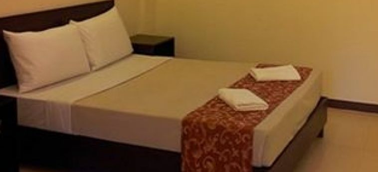 Hotel Fernandina Garden Suites:  MANILA
