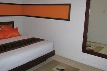 Hotel 878 Libis:  MANILA