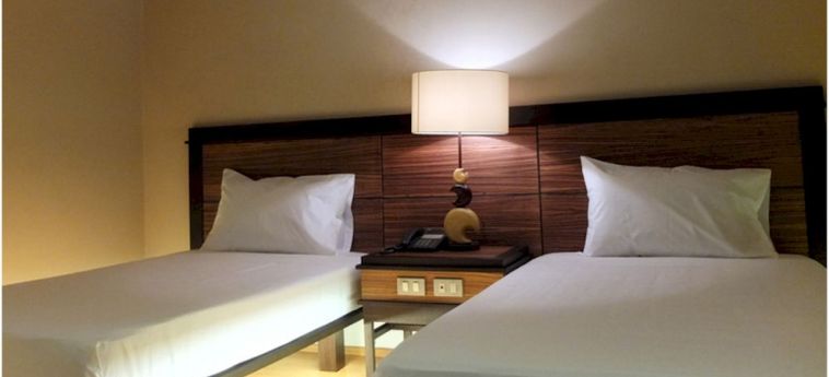 Hotel Soleste Suites:  MANILA