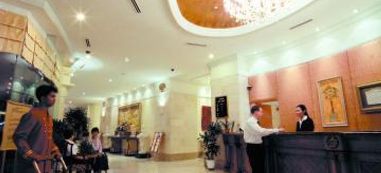 Hotel Makati Palace:  MANILA