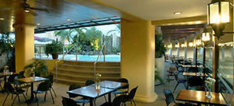 Hotel Imperial Palace Suites Quezon City:  MANILA